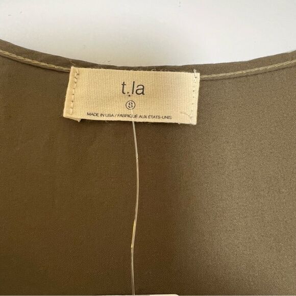 Anthropologie t.la Green Sleeveless Sojourn Button Down Tank Top New - Picture 5 of 7